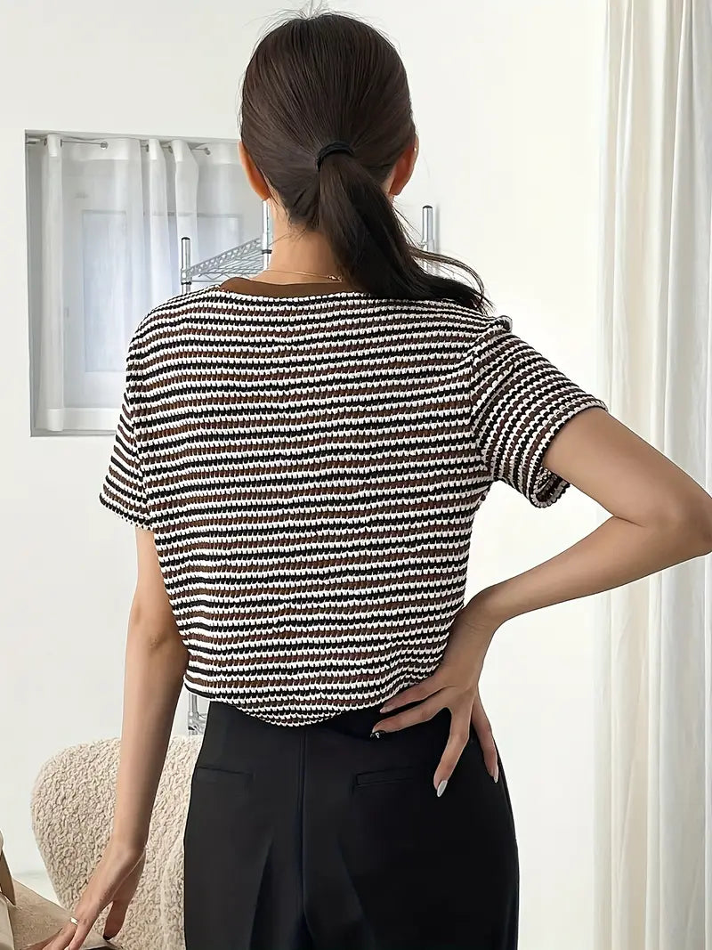 Elisova – Top in maglia a righe alla moda