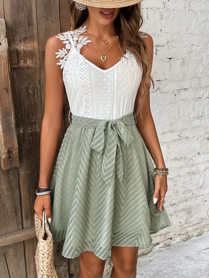 Livia – Incantevole abito con ricami in pizzo