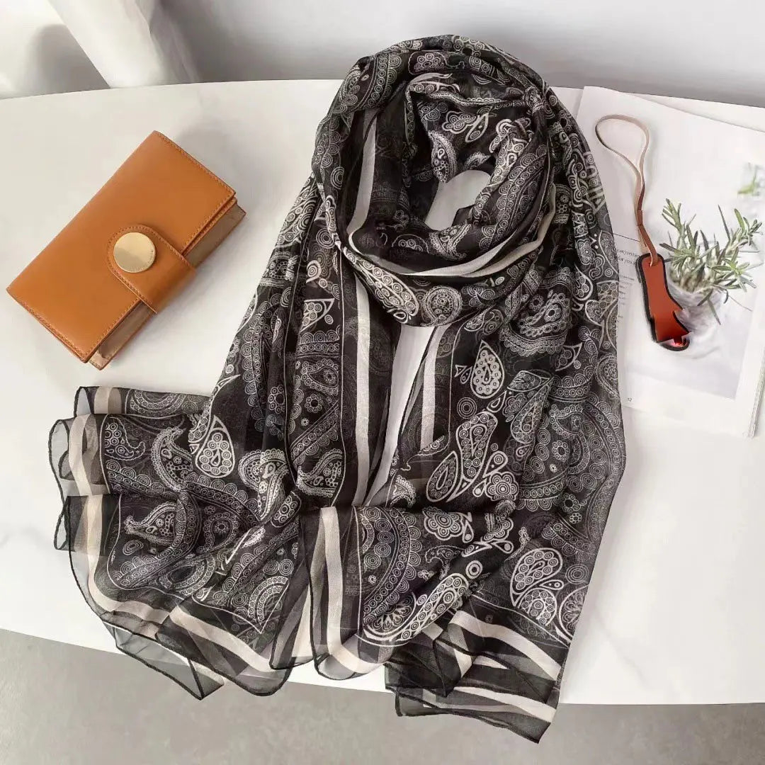 Ismerie – Sciarpa di chiffon vivace ed elegante