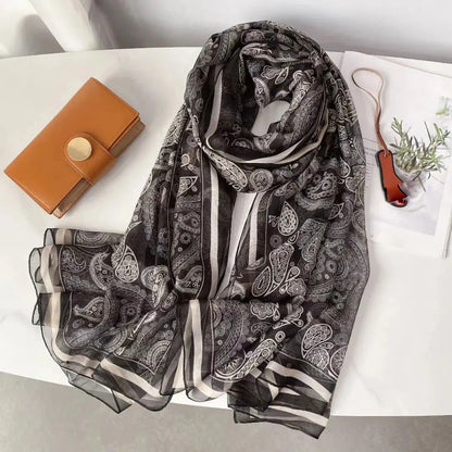 Ismerie – Sciarpa di chiffon vivace ed elegante