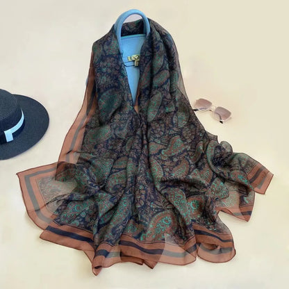 Ismerie – Sciarpa di chiffon vivace ed elegante