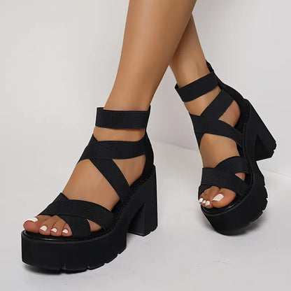 Zelmei – Sandali gladiatore neri con suola a plateau