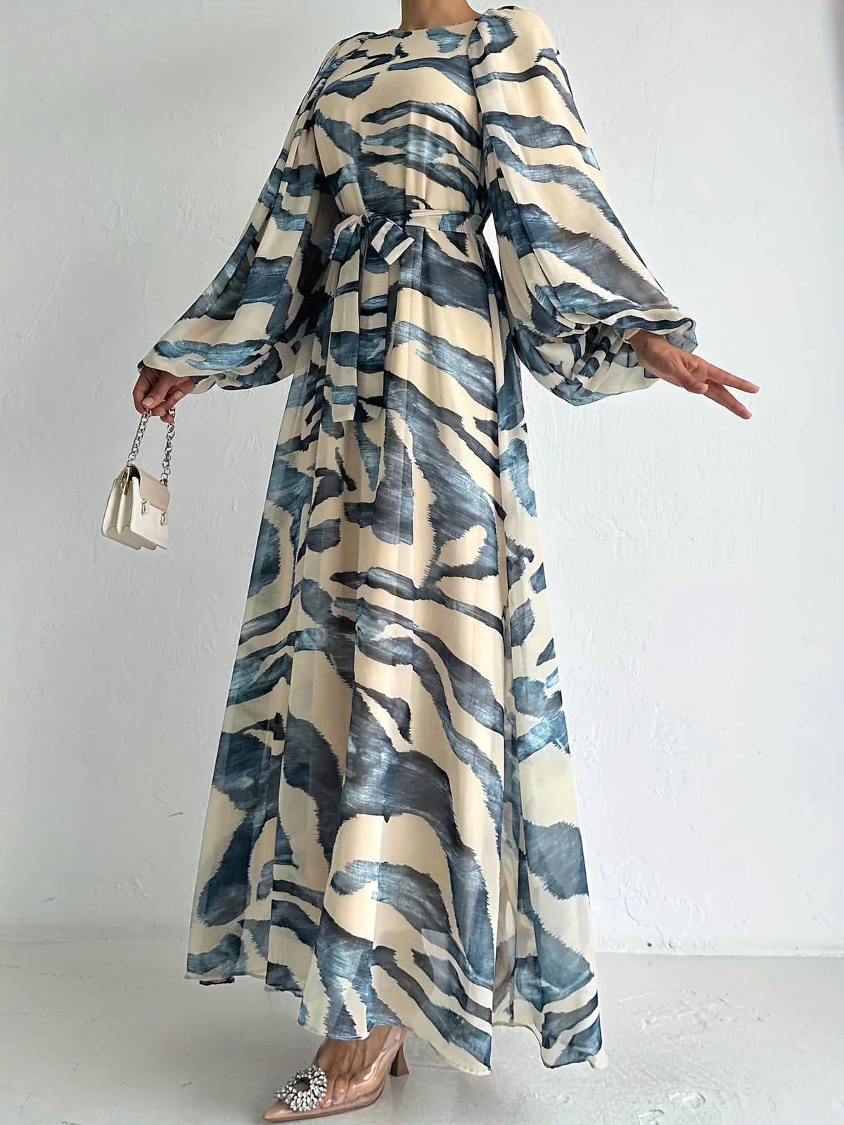 Elisire – Maxi abito in chiffon con stampa artistica