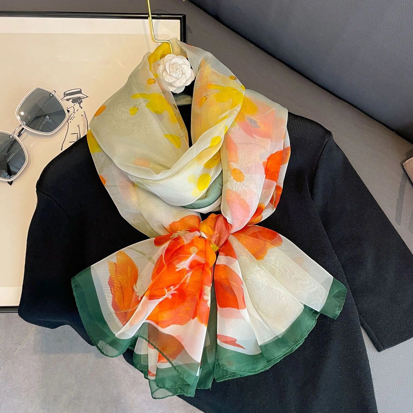 Ismerie – Sciarpa di chiffon vivace ed elegante