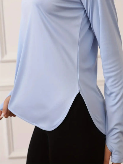 Viletta – Elegante e leggero top con cappuccio e maniche lunghe