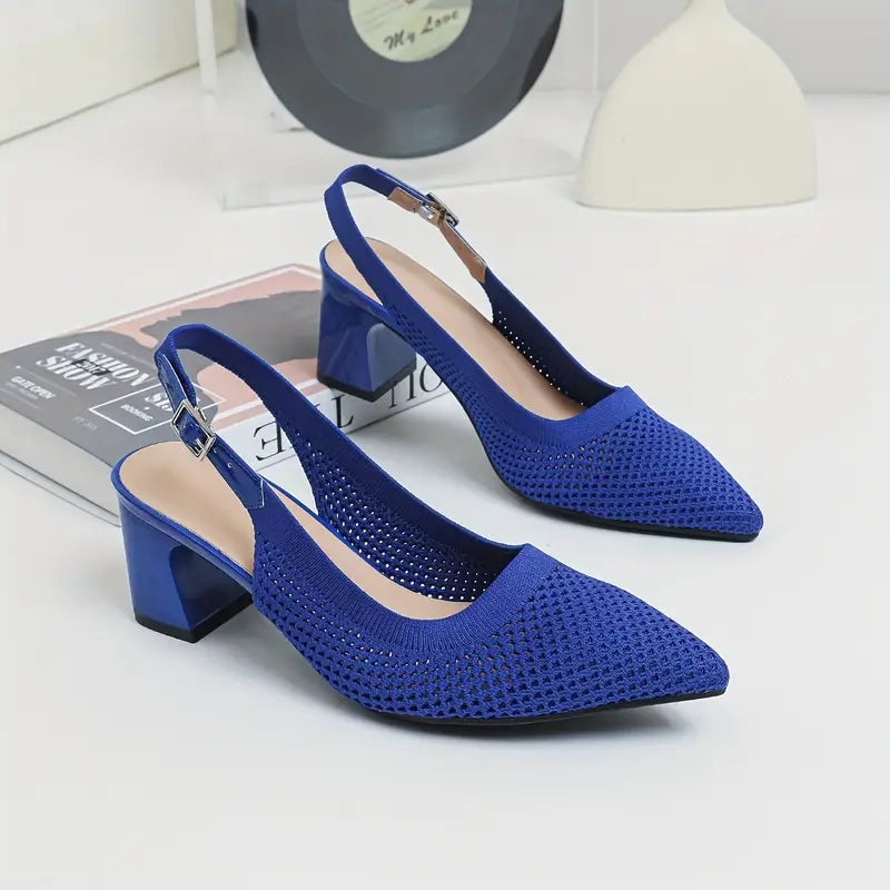 Rinika – Eleganti décolleté con cinturino posteriore realizzate in maglia a rete