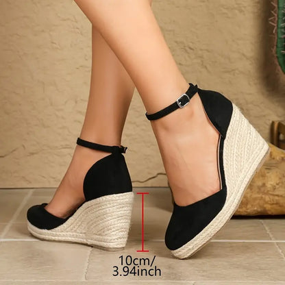 Hanalyn – Espadrillas in pelle scamosciata con cinturino alla caviglia e tacco a zeppa