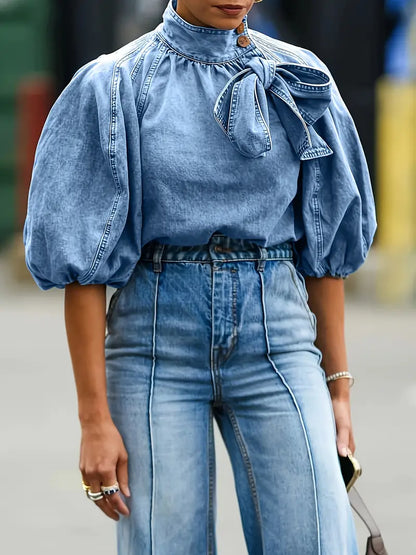 Anthea – Elegante top in jeans a collo alto