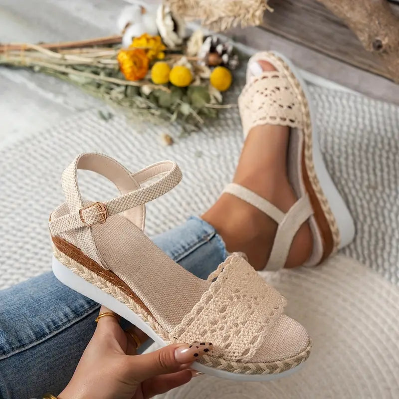 Veniza - Espadrillas boho con tacco a zeppa e motivo all'uncinetto