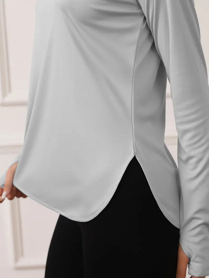 Viletta – Elegante e leggero top con cappuccio e maniche lunghe