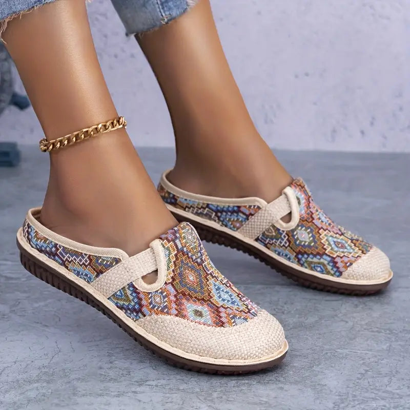 Eryndelle – Sandali slip-on in tessuto eleganti