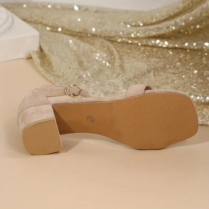 Daphira – Eleganti sandali in pelle scamosciata con tacco basso a blocco