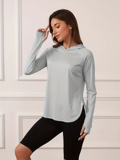 Viletta – Elegante e leggero top con cappuccio e maniche lunghe