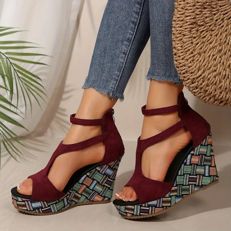 Marita – Sandali con zeppa e cinturino con plateau geometrico