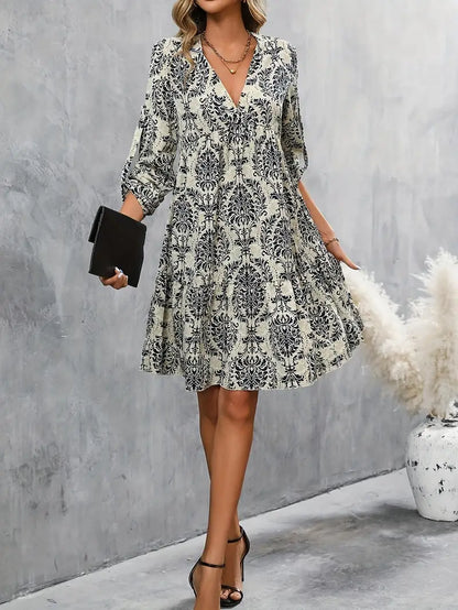 Ellery – Incantevole abito con scollo a V