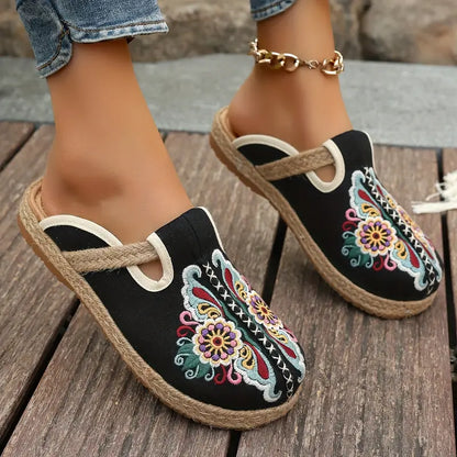 Sivelle – Scarpe slip-on traspiranti con ricamo