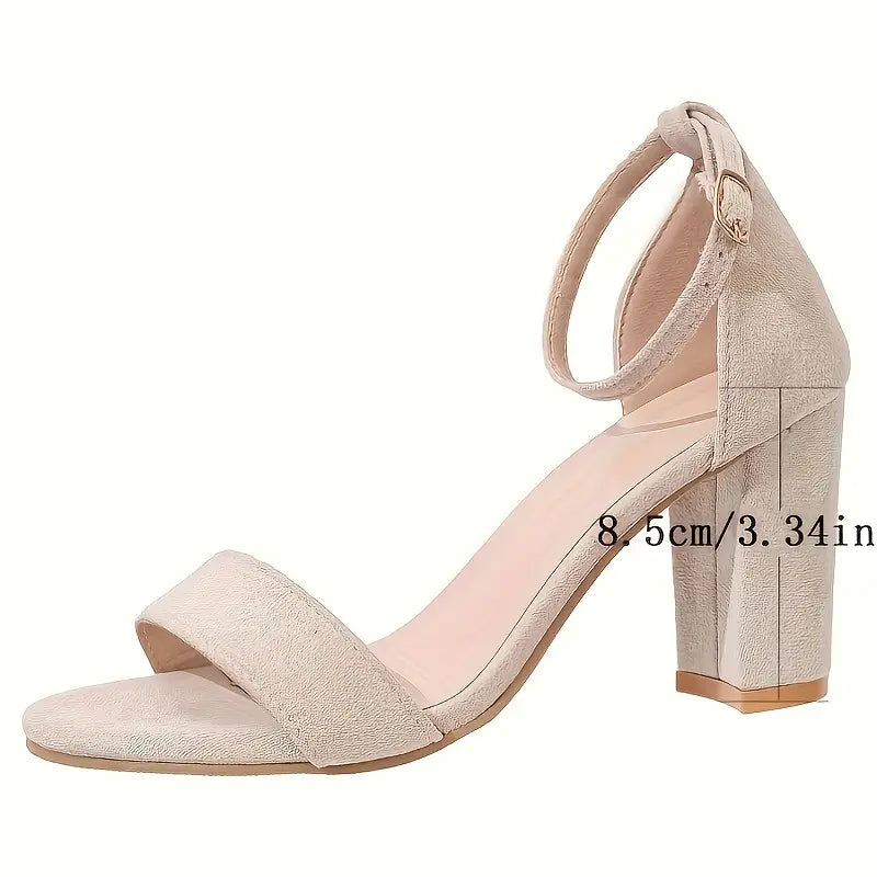 Sorami – Eleganti sandali in pelle scamosciata con tacco a blocco e cinturino alla caviglia