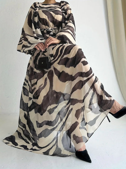 Elisire – Maxi abito in chiffon con stampa artistica