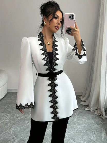 Dixie – Giacca elegante con rifiniture in pizzo