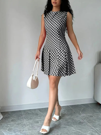 Ora – Elegante abito senza maniche con pieghe