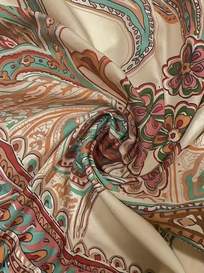 Onvya – Pantaloni ampi con stampa paisley