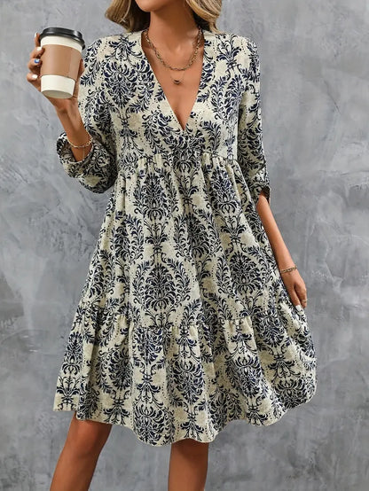 Ellery – Incantevole abito con scollo a V