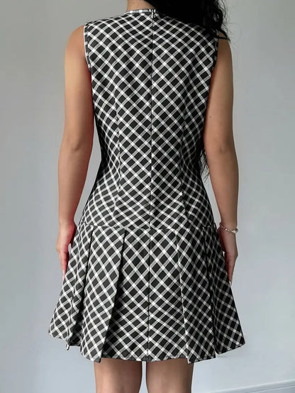 Ora – Elegante abito senza maniche con pieghe