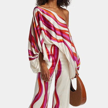 Irene – Elegante completo due pezzi stampato con spalle scoperte