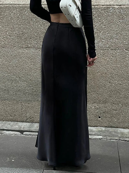 Thessia – Elegante gonna svasata in satin