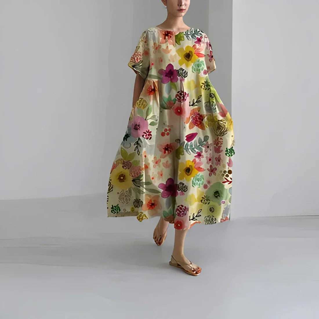 Akio – Abito lungo oversize in cotone a fiori