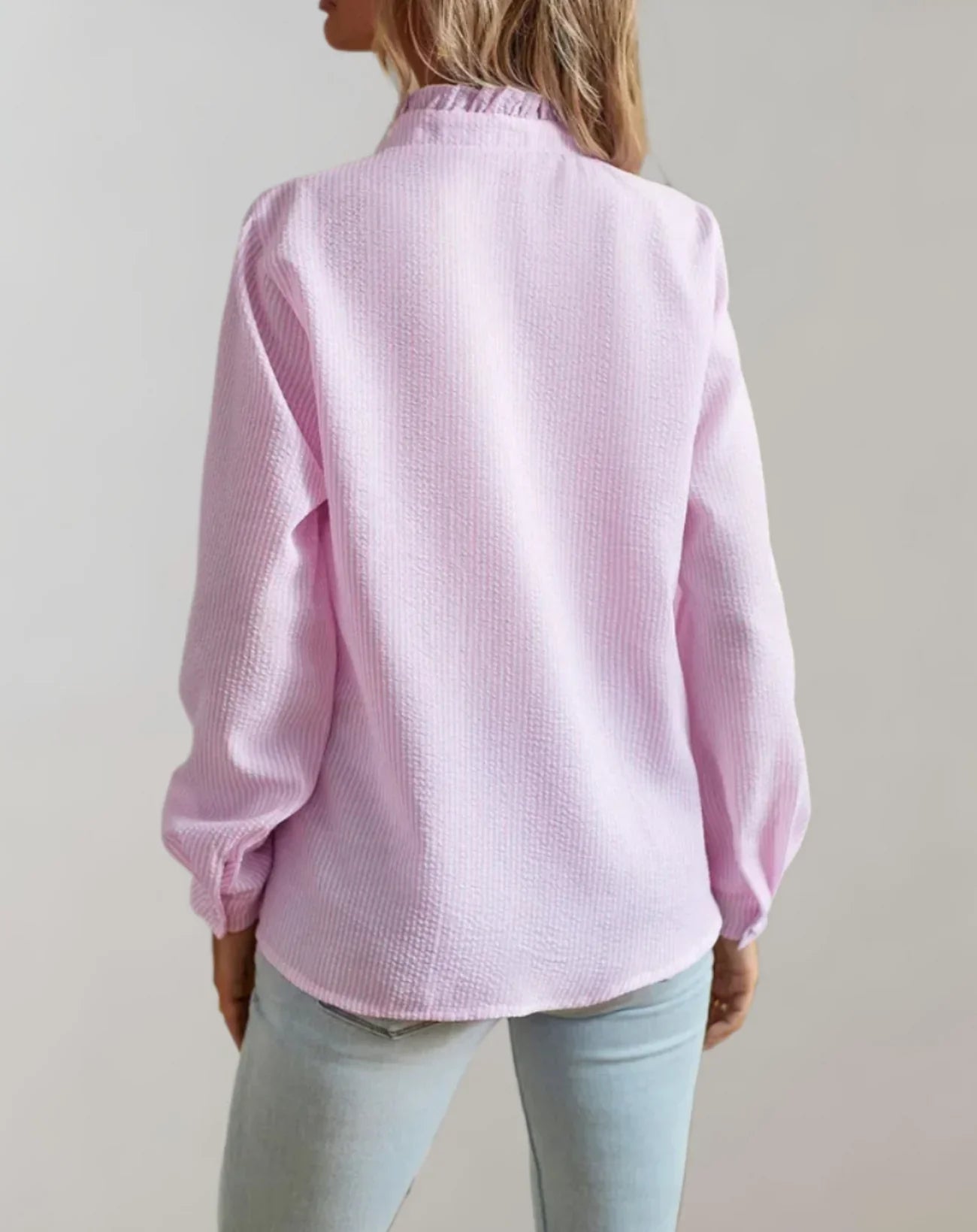 Junia – Blusa elegante con volant e maniche lunghe