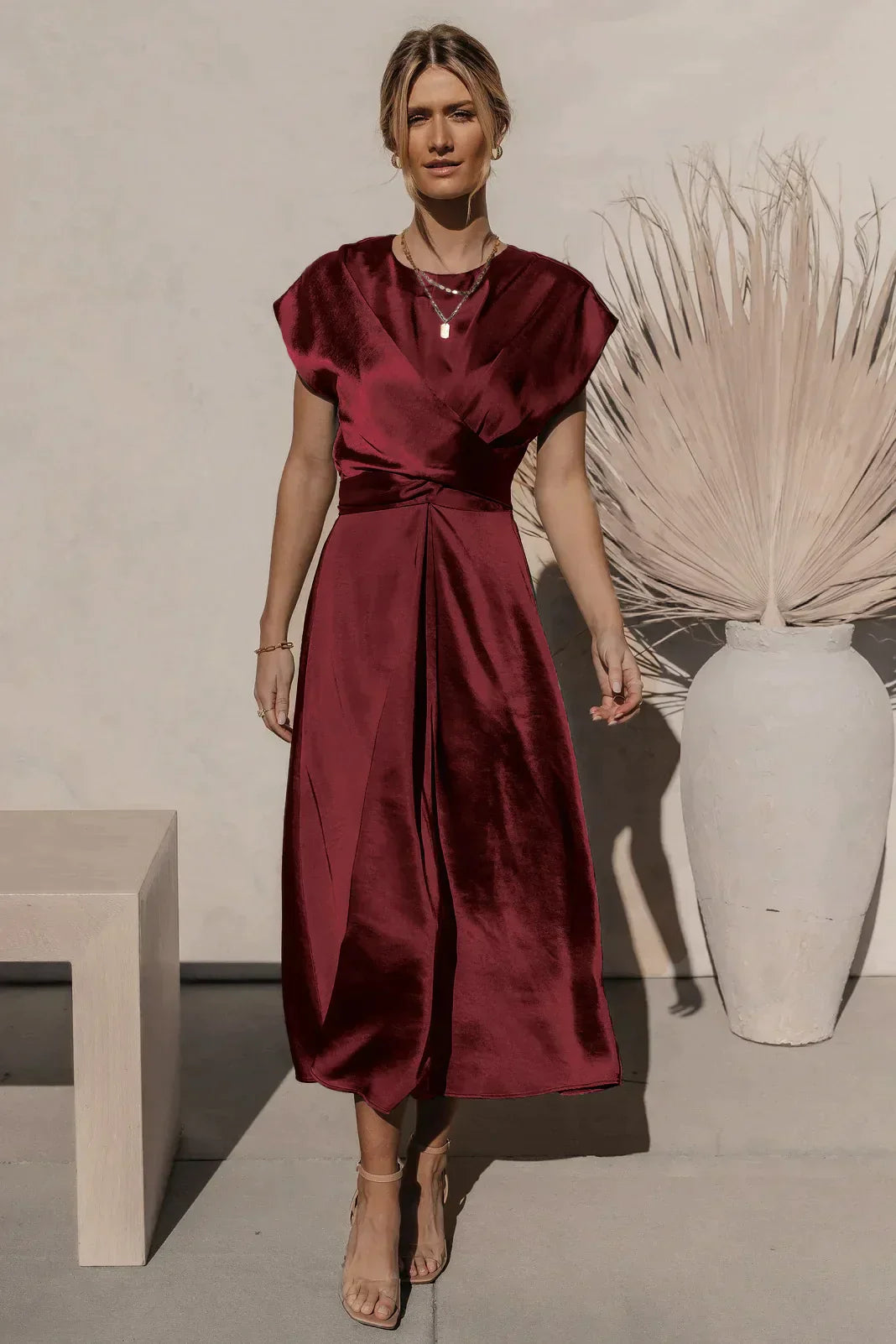 Evangeline - Elegante abito da festa realizzato in raso di seta