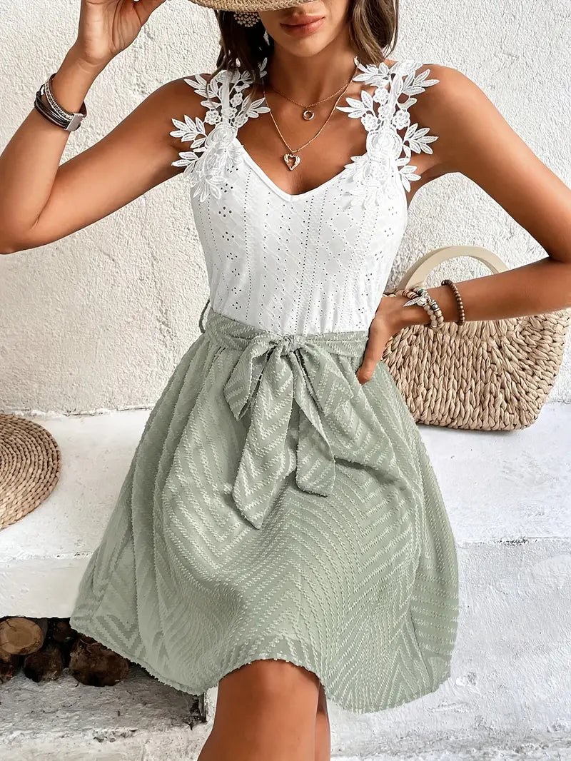 Livia – Incantevole abito con ricami in pizzo