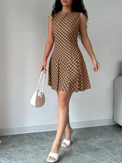 Ora – Elegante abito senza maniche con pieghe