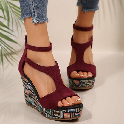 Marita – Sandali con zeppa e cinturino con plateau geometrico