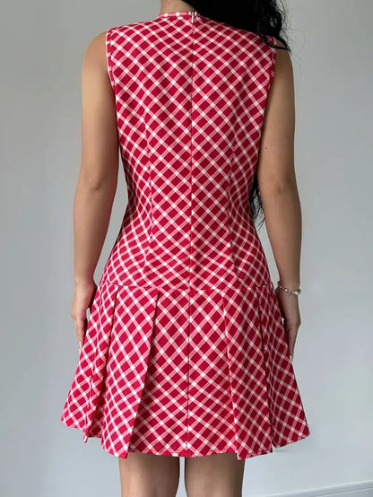 Ora – Elegante abito senza maniche con pieghe