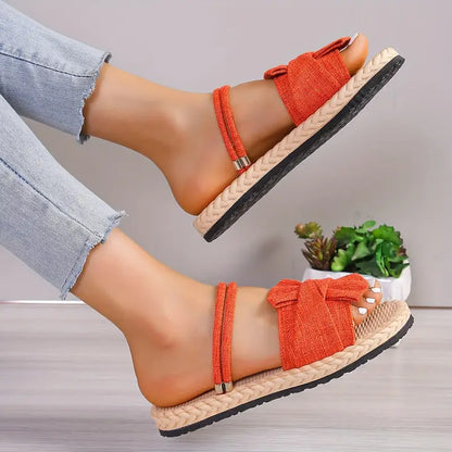 Lovi – Deliziosi sandali con fiocco e punta aperta