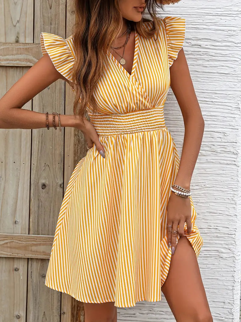 Elunica – Miniabito con maniche ad aletta rigate