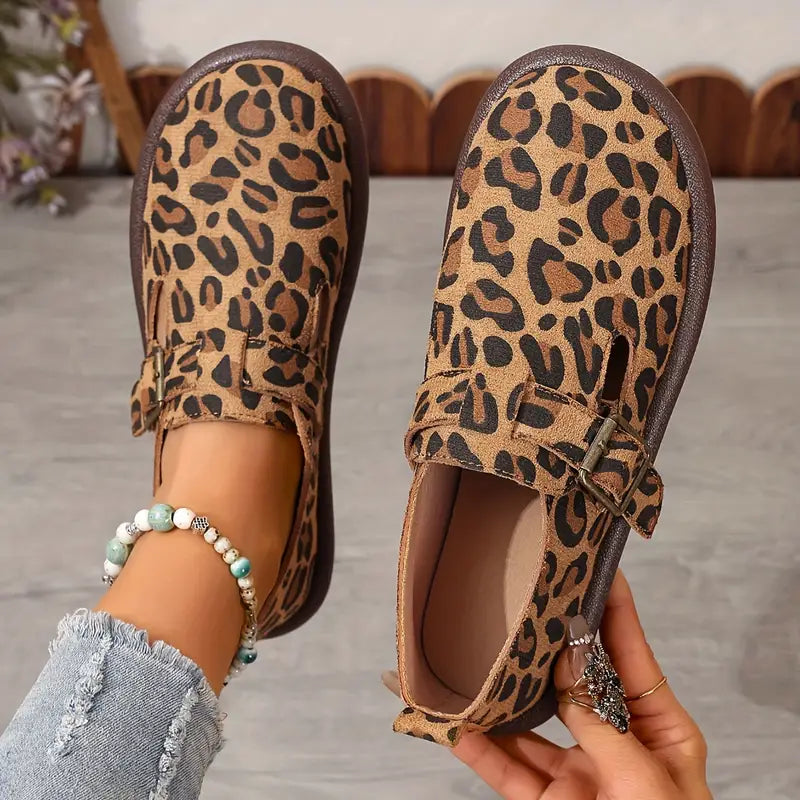 Avarielle – Scarpe eleganti per il tempo libero con motivo leopardato