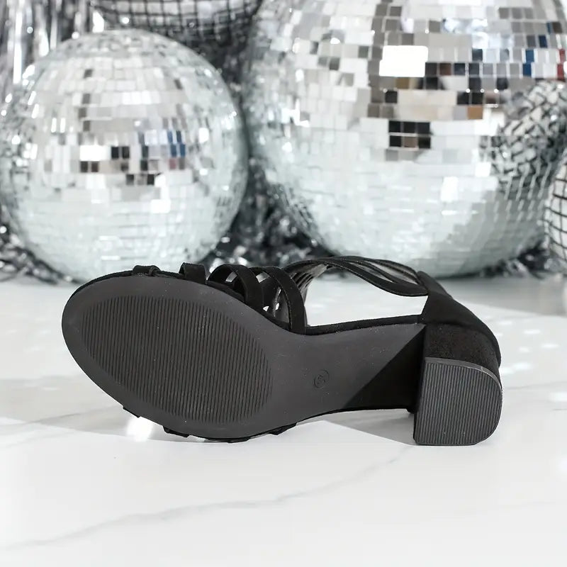 Ameiko – Eleganti sandali con cut-out e tacco a blocco