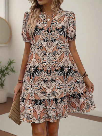 Lexy – Incantevole abito con scollo a V e orlo a balze