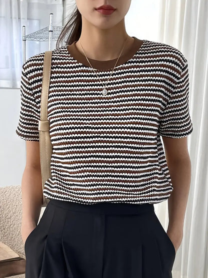 Elisova – Top in maglia a righe alla moda