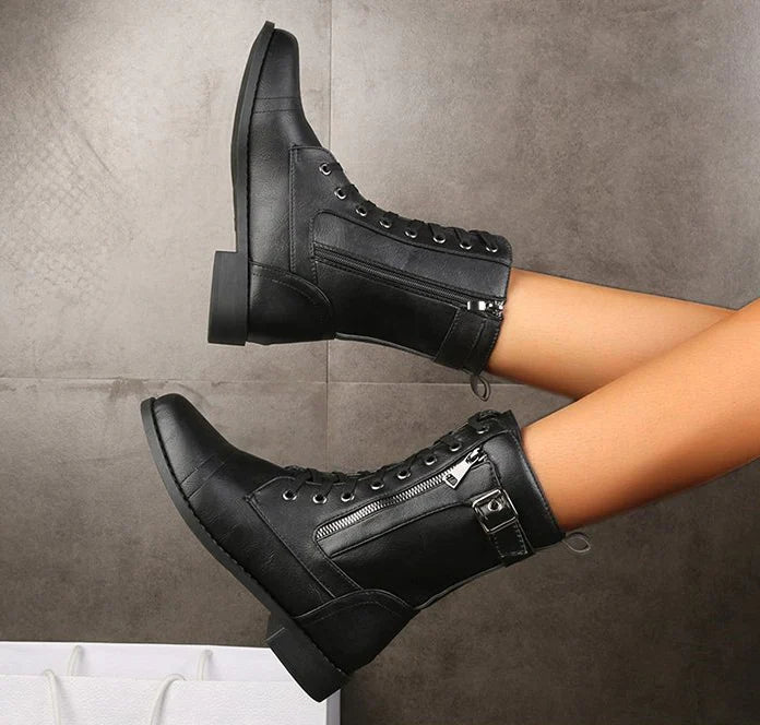 Nymiren – Robusti stivali stringati